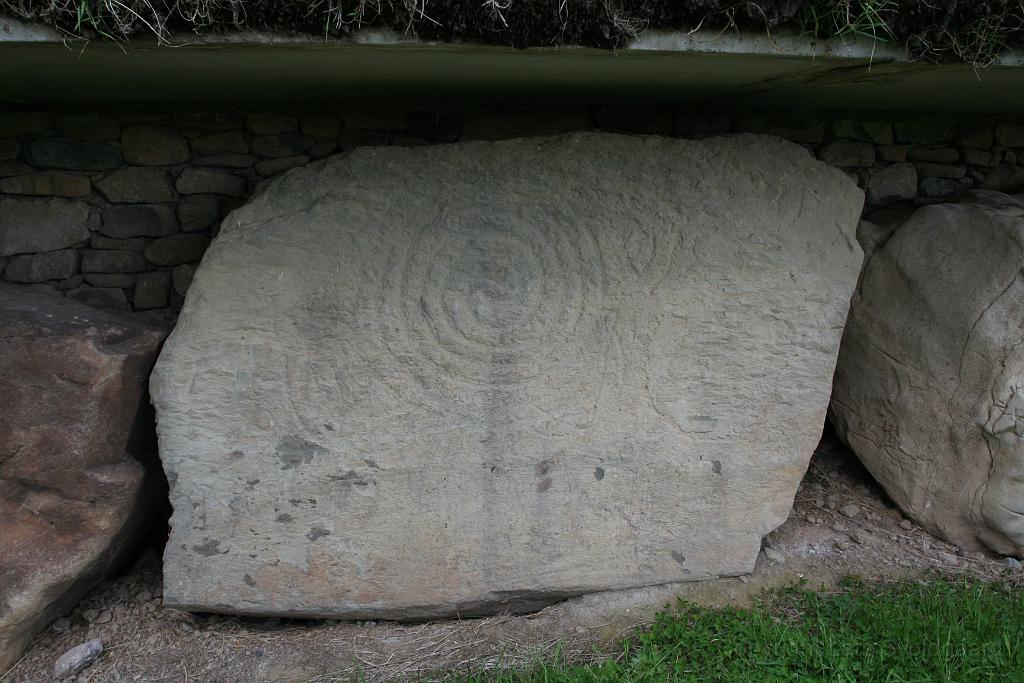 IMG_1493.JPG - One of the many stones at the base