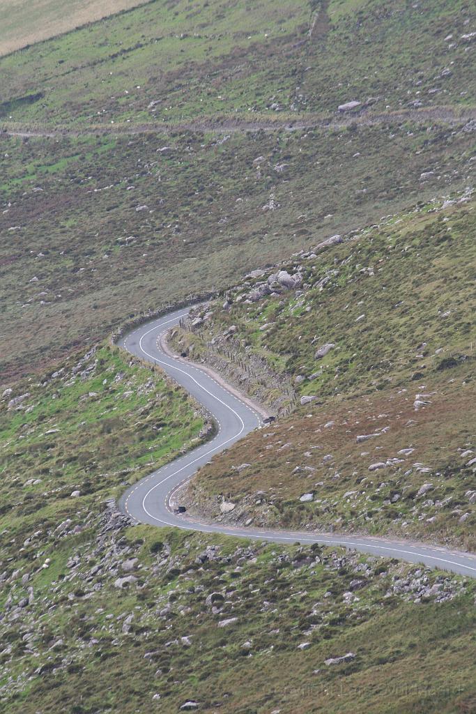 IMG_1836.JPG - Road leading towards Dingle