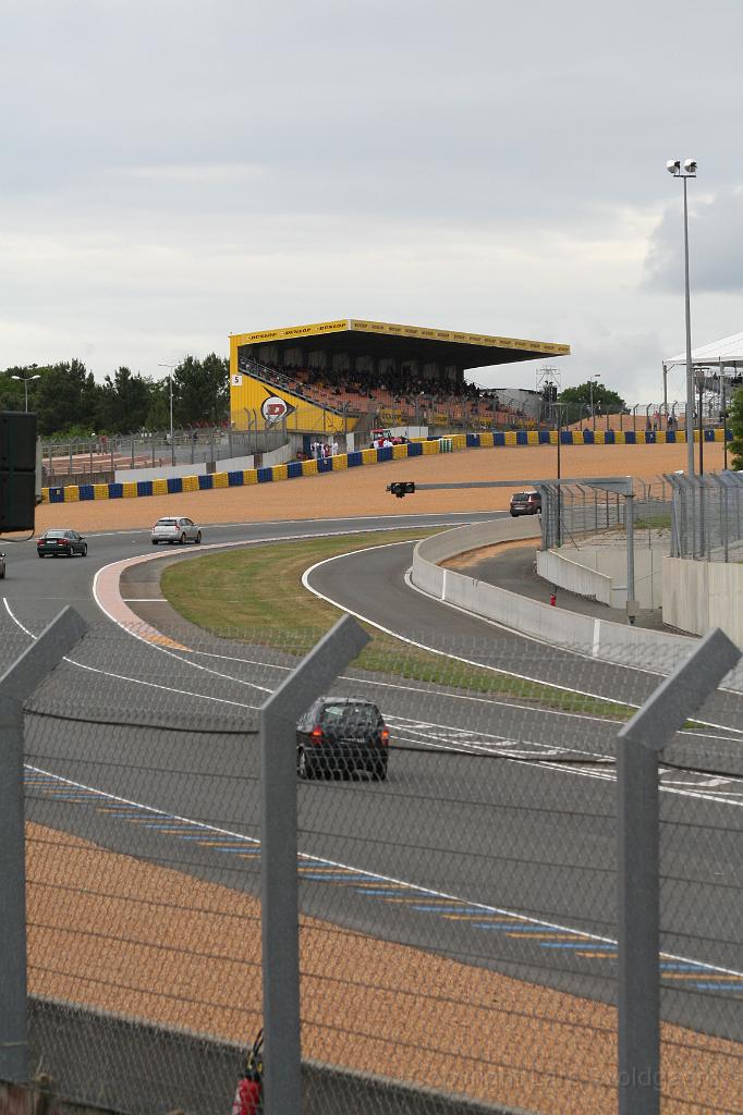 IMG_0018.JPG - View up towards the Dunlop turns