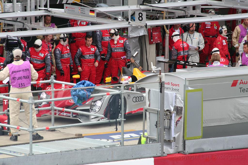 IMG_0028.JPG - #8 Audi in the pits during free practice