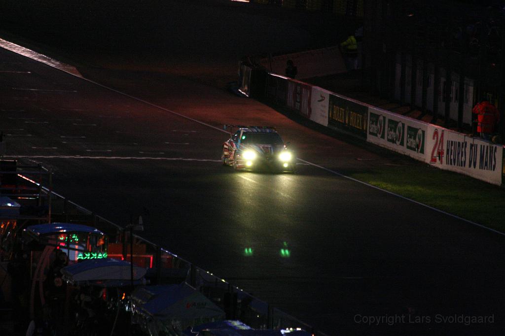 IMG_0393.JPG - Night-time qualifying