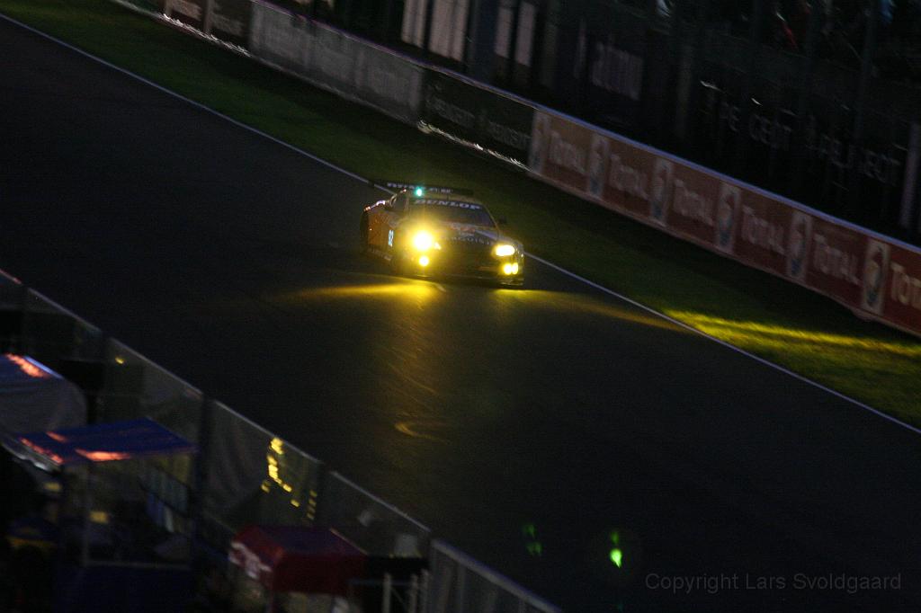 IMG_0425.JPG - Night-time qualifying