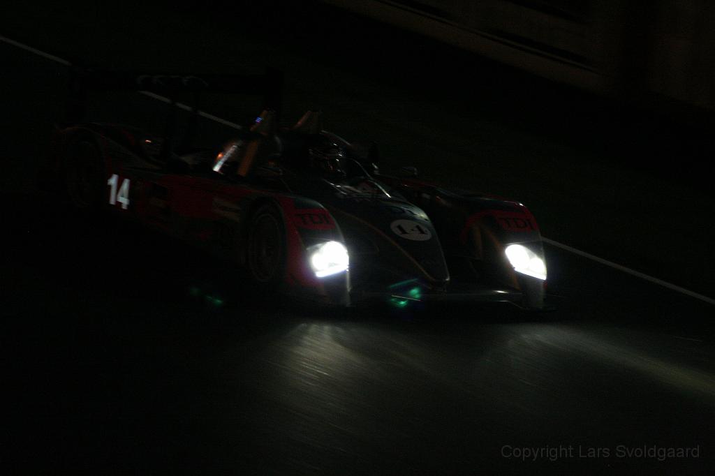IMG_0557.JPG - Night-time qualifying