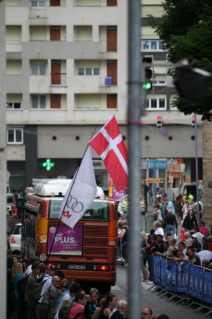 IMG_0653.JPG - Lots of danes in town for the weekend